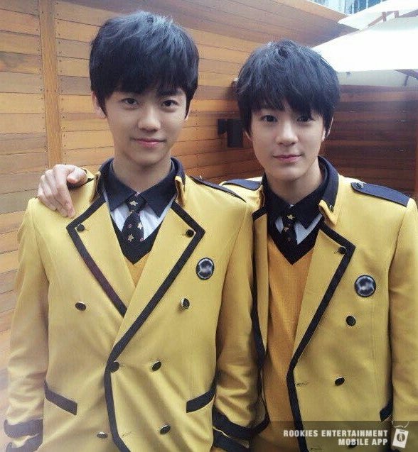 dive_into_nct's tweet image. ⠀            가짜교복                                진짜교복