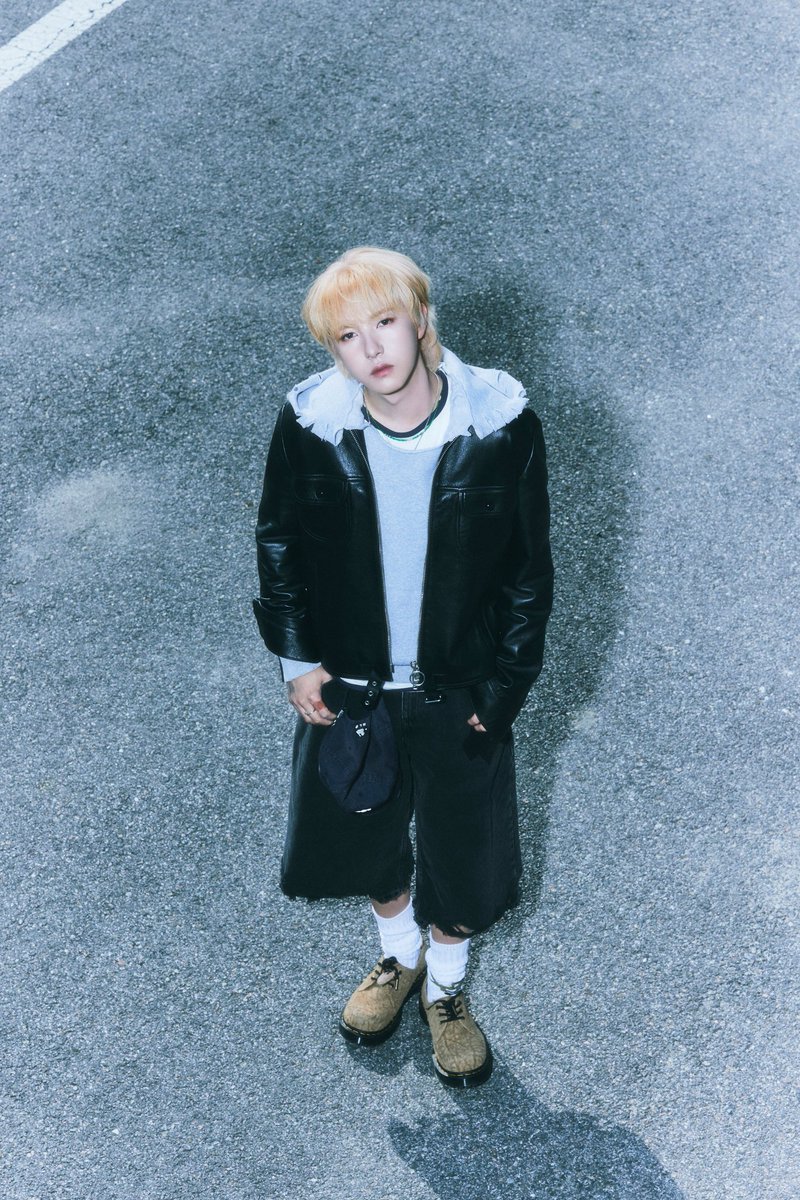 RJPopBase's tweet photo. During a recent fan call event, Renjun seems “hopeless” when in talks of upcoming solo activities.

SM Entertainment is the one to blame. https://t.co/4u0WP0nk7q