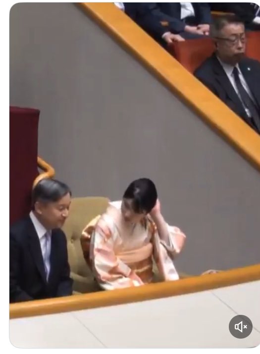 行動がまるでパンピー過ぎて不覚にも涙が止まらない。

＃はよ小和令和