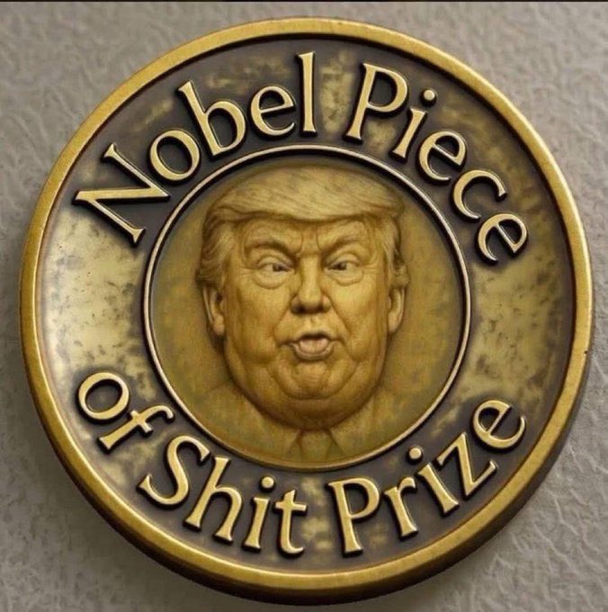 Gitaronnie22's tweet image. Fuck Trump..