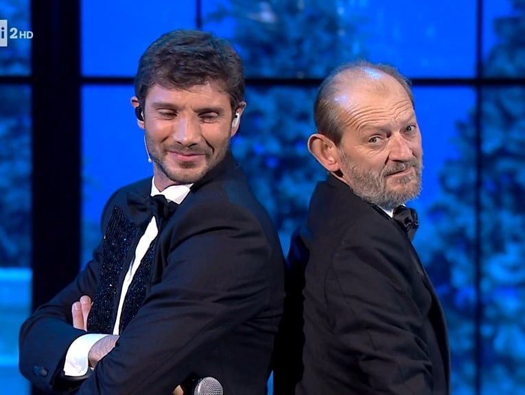 Un abbraccio forte a Stefano per la perdita del suo papà 🤍 #AffariTuoi