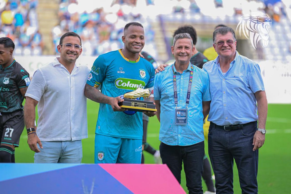 Hugo F. Kerguelen G. tweet media