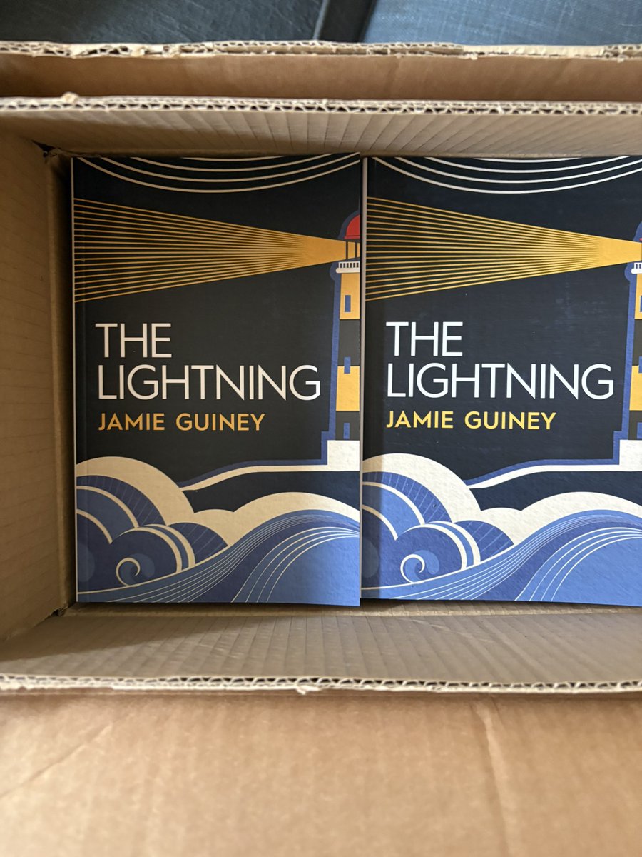 Bluemoose Books tweet media