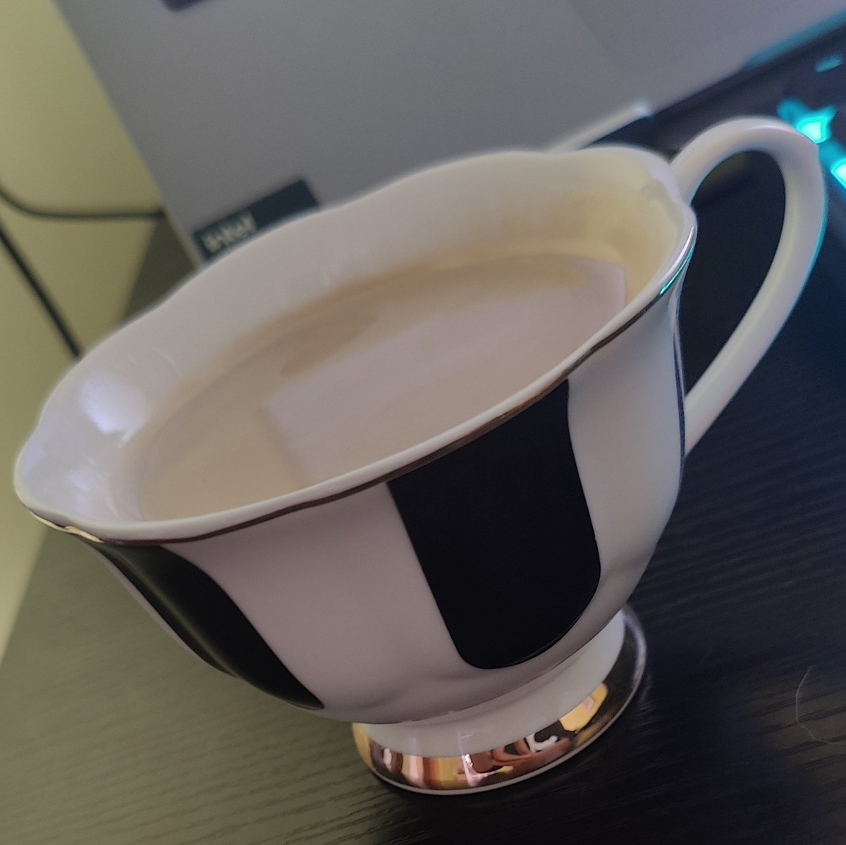 Café? Ya se que la taza es chulísima!