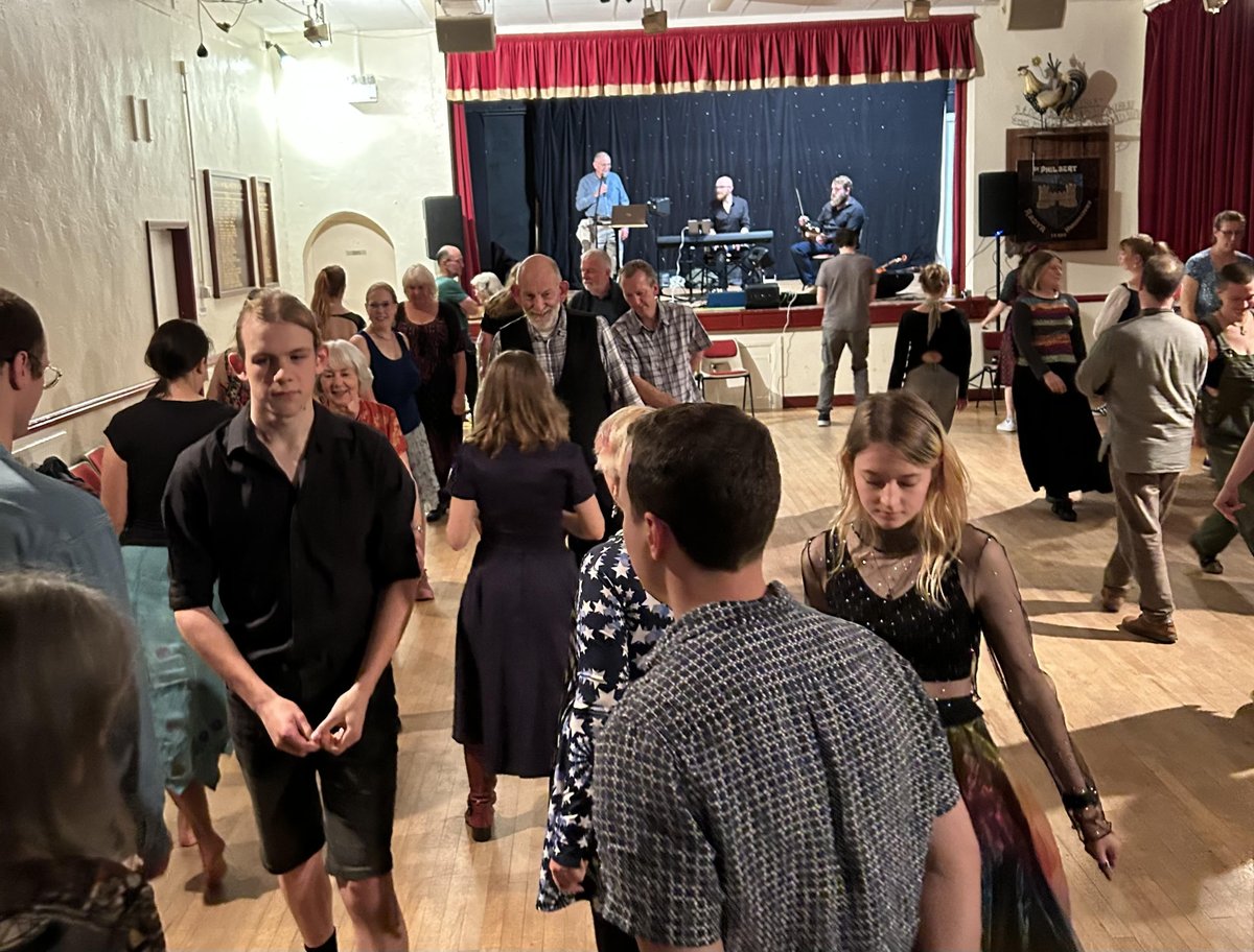 RuffCeilidhs's tweet photo. ruffContra - 21st February - https://t.co/b7sr0BrzGp https://t.co/53VxjCBYdG