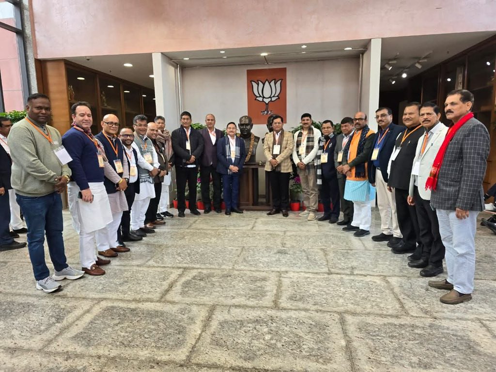 idipluranjan's tweet photo. As a karyakarta of @BJP4India, proud to participate in the ceremony for nomination of the party's National President, a hallmark of our party’s democratic spirit.

@BJP4Assam State President Shri @DilipSaikia4Bjp dangoriya, Hon’ble Union Minister Shri @sarbanandsonwal dangoriya, Hon’ble Union MoS Shri @PmargheritaBJP dangoriya, BJP Assam Pradesh office bearers & karyakartas were present.