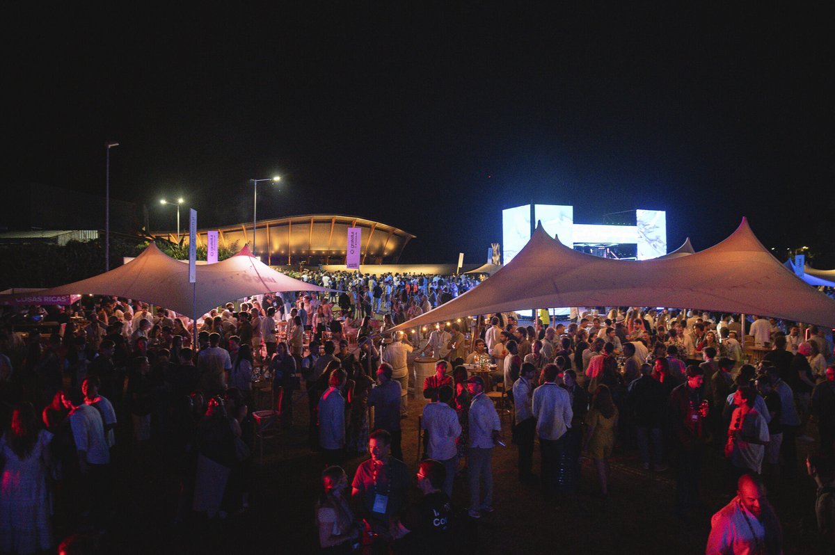 DraperCygnus tweet media