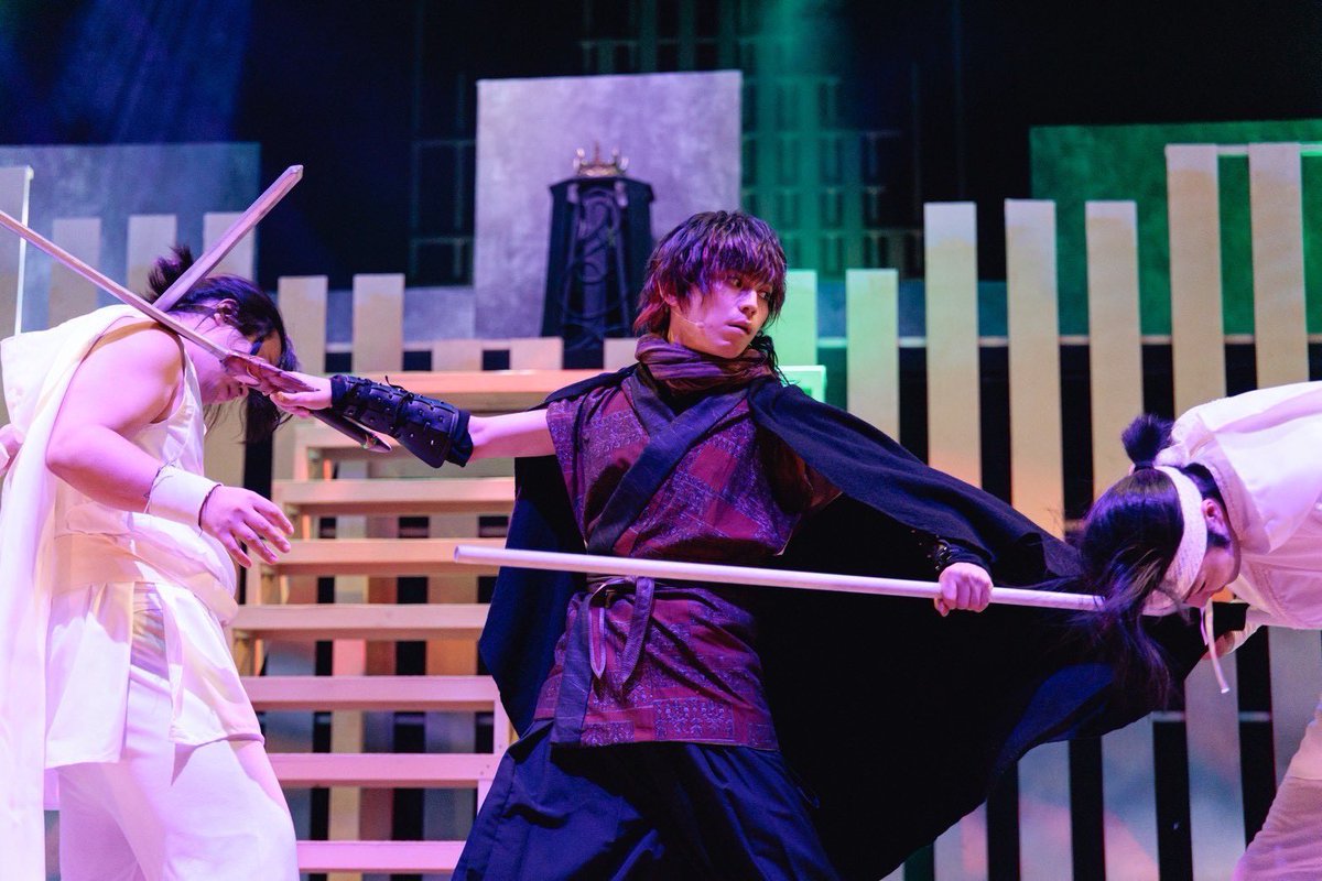 #舞台トウリビ　10公演目も無事に終わりました✨

明日はついに千穐楽
最後まで丁寧に、あの世界で生きていこうと思います。

写真はゲネで撮って頂いた素敵な写真‼️

ノアとして最後まで戦い抜きます