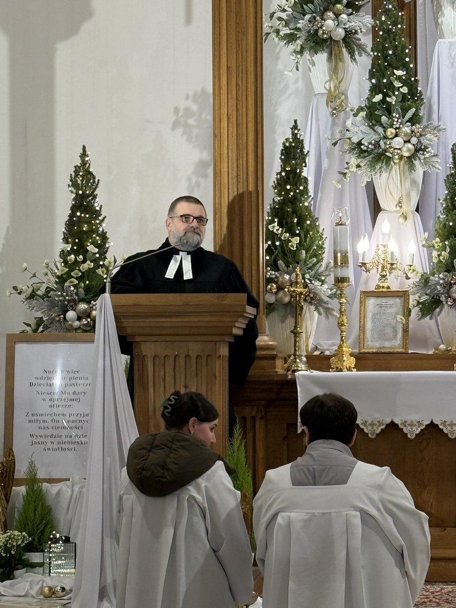 ekumenizmpl's tweet photo. 18 stycznia rozpoczął się Tydzień Modlitw o Jedność Chrześcijan. W Warszawie nabożeństwo odbyło się w Parafii Kościoła Starokatolickiego Mariawitów, gdzie liturgii przewodniczył Bp Naczelny M. Jan Opala. Kazanie: ks. Grzegorz Giemza, dyrektor @PREkumenia https://t.co/h8Pnwmjkyo