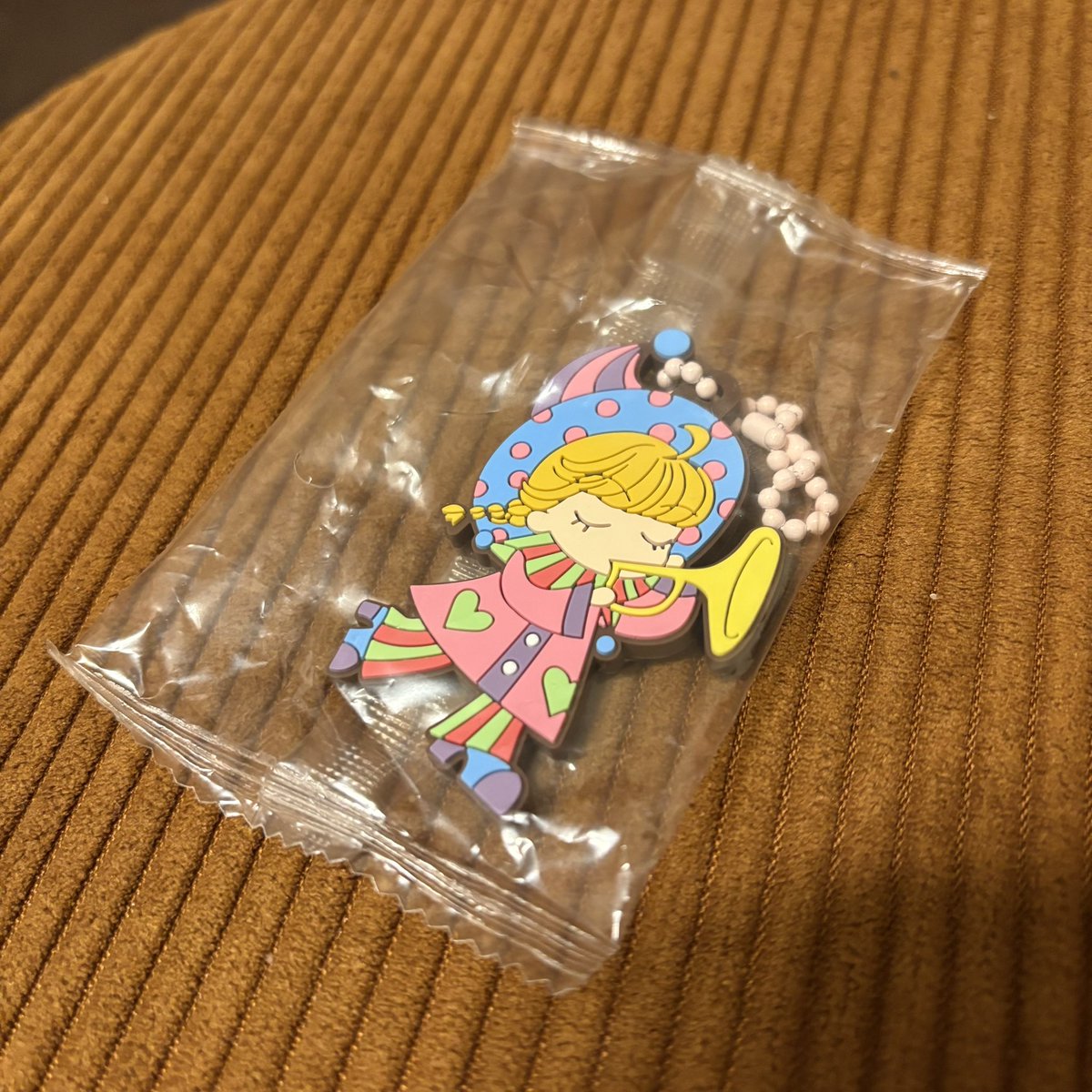 nachami_sub's tweet photo. 【交換】
矢沢あい カプセルラバーマスコット ガチャガチャ

譲↪︎麻宮裕子(天使なんかじゃない)
求↪︎山口ツトム(ご近所物語)

郵送希望です！お気軽にご連絡ください🙇‍♀️ https://t.co/RGOZDg1LMN