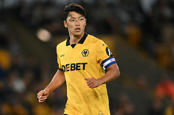 𝗔𝗟𝗪𝗔𝗬𝗦 𝗪𝗢𝗟𝗩𝗘𝗦 𝗙𝗔𝗡 𝗧𝗩 tweet media