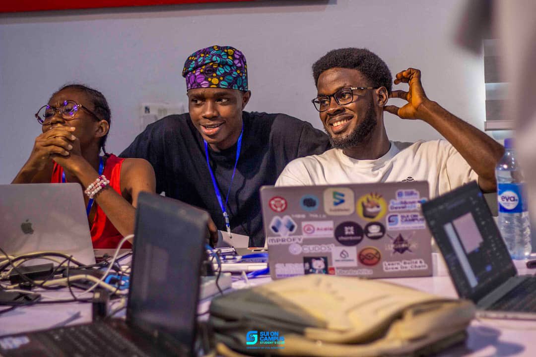 socscuniuyo's tweet photo. Any Community you join must have these

If you want 10x earning power growth:

• Knowledgeable and accessible leads

• A collaboration ground

• Learning opportunities

• Opportunity for you to build, try, fail, learn  then build and succeed https://t.co/Ss3ngz1KTh