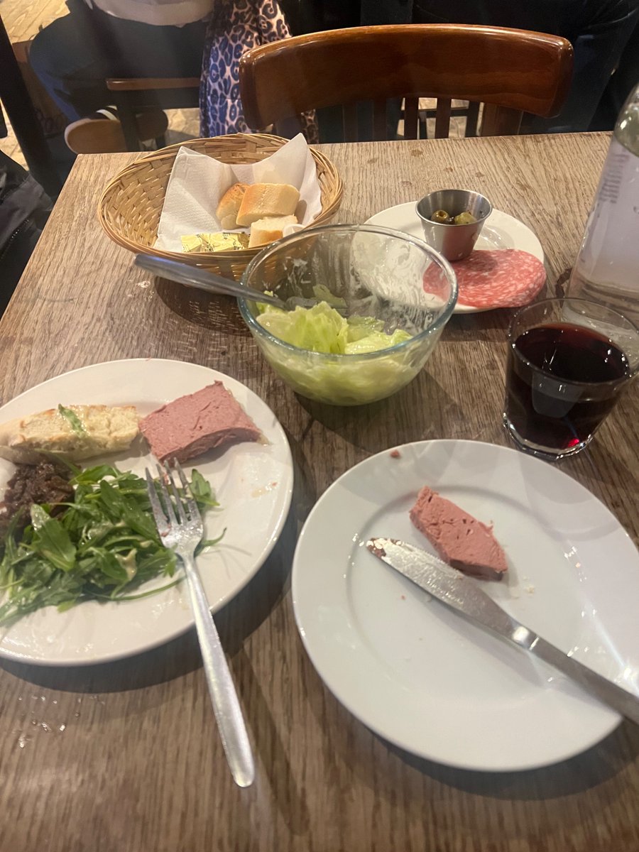 Cellularvice's tweet image. Lunch for one.. gobbled up the chocolate mousse and double espresso before taking a pic