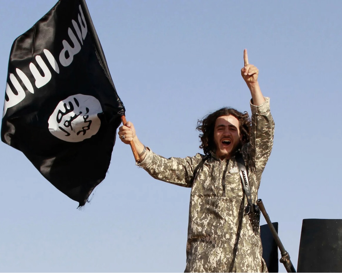 angertab's tweet image. I'm not saying Nick Sortor was assaulted by a Radical Islamic Jihadist, I'm just pointing out the hand signal they are using is what we call "a clue".