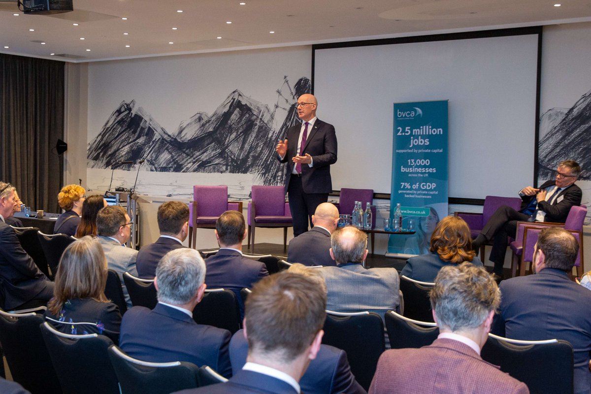 scotgoveconomy's tweet photo. Announcing the First Minister's Start Up Challenge, First Minister @JohnSwinney and Deputy First Minister @_KateForbes met potential investors at a @BVCA reception in Edinburgh.

Young entrepreneurs are being supported to turn their ideas into successful businesses. https://t.co/KhcUvkQpVp