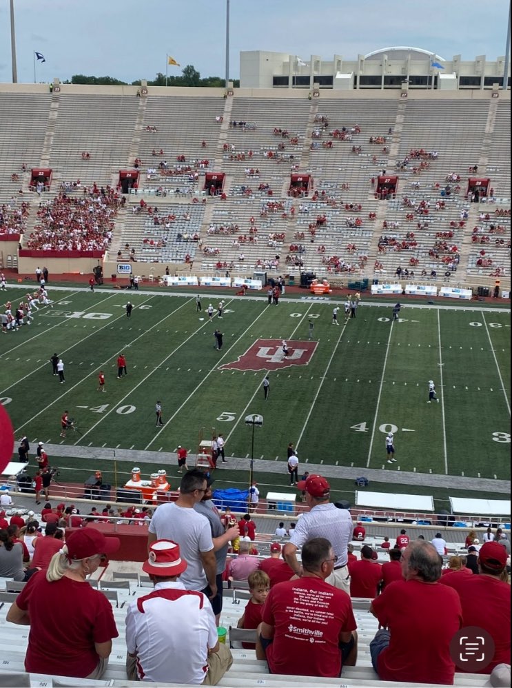daily_msu's tweet image. This was Indiana’s first game of the Curt Cignetti era in 2024

The most fake, bandwagon fanbase I’ve very seen. They don’t deserve to celebrate a title