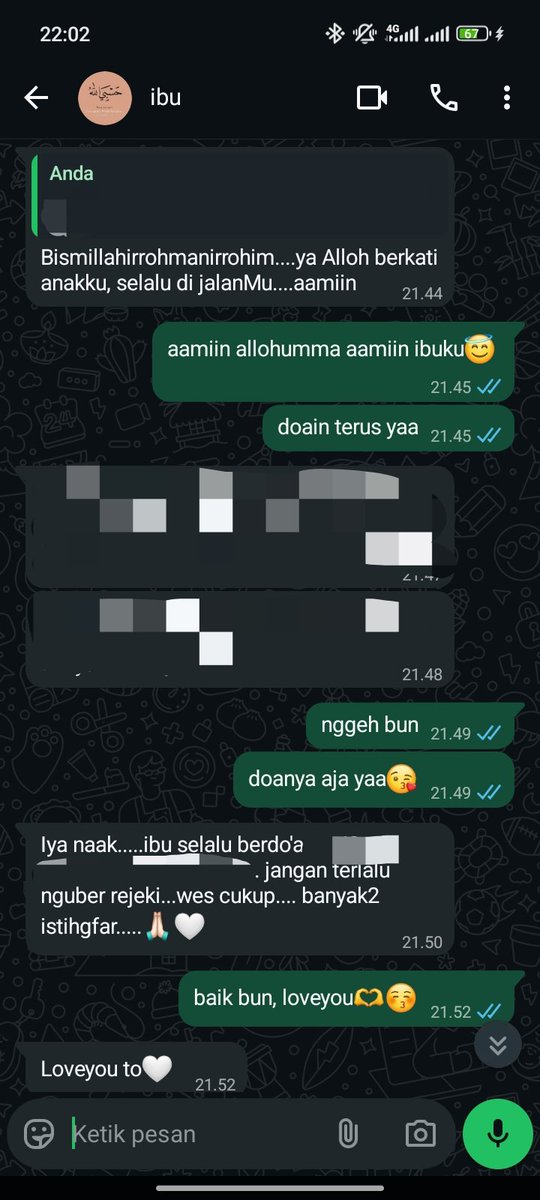 dhafaysf's tweet photo. aku dan do'a ibu🤲 https://t.co/FWm41bDFdP