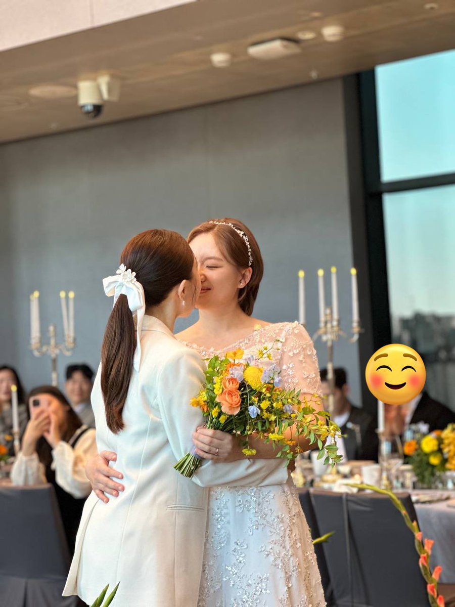yunjaeeun2021's tweet image. 오픈리 좋다 좋아🥰🏳️‍🌈