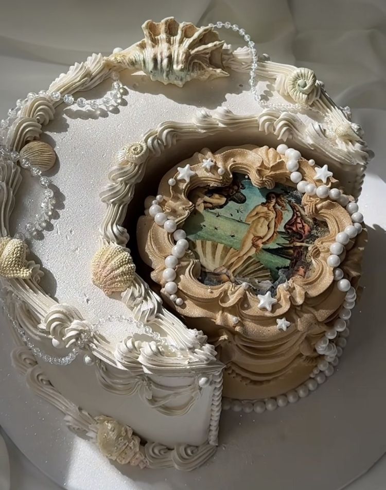 fairiehaze's tweet image. pretty cake