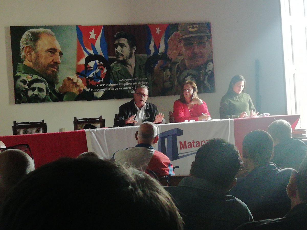 Balance Económico del Centro Provincial de Vialidad Matanzas juntos a Directivos del CNV <a href="/E_RdgzDavila/">Eduardo Rodríguez Dávila</a> <a href="/dtorcpv/">Dtor D.P.V Mtz.</a> <a href="/belkis6908/">Belkis Linares</a> <a href="/SuselyMorfaG/">Susely Morfa González</a> <a href="/mariofsabines/">Mario Sabines Lorenzo</a> <a href="/EPPVialesMtz/">Osvaldo Valdés Rodríguez</a> <a href="/RaulCastro_Ruz/">Raul Castro Ruz</a> <a href="/DiazCanelB/">Miguel Díaz-Canel Bermúdez</a> <a href="/lisbalseiro/">Lisa</a> <a href="/hidovaldo/">Hidovaldo Diaz Martinez</a> <a href="/MitransCuba/">Ministerio del Transporte de Cuba</a>
<a href="/NormaLlerenaPr1/">Norma Llerena Pérez</a> #MatancerosEnVictoria #GobMtz