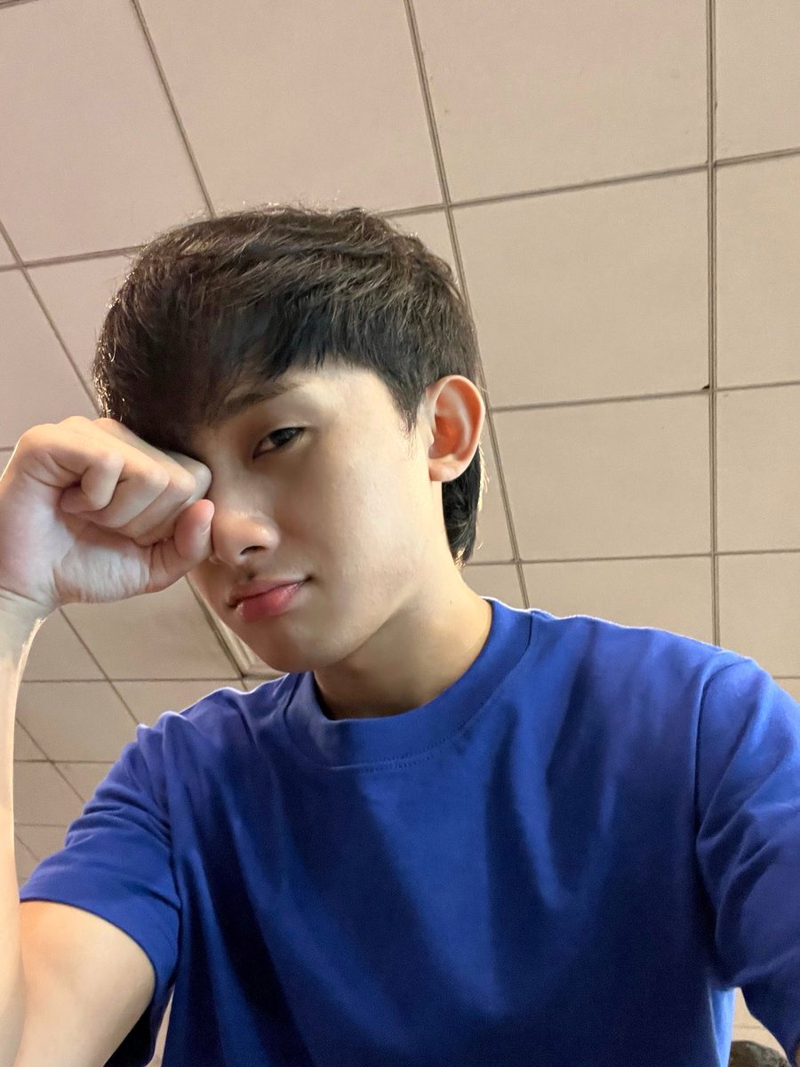 mxdeen_'s tweet image. oh God, please ease me for tomorrow's test.