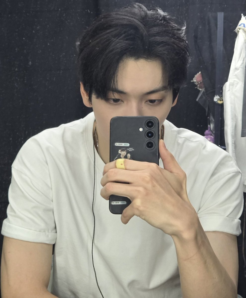 slytherjvn's tweet image. TOP                                     BOTTOM