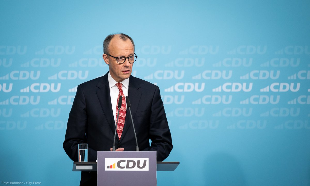 „Wir als europäische NATO-Partner müssen mehr für die Sicherheit im hohen Norden tun“. Auf die Forderung der USA nach mehr Einfluss in #Grönland machte Bundeskanzler <a href="/_FriedrichMerz/">Friedrich Merz</a> deutlich: „Dänemark und die Bevölkerung Grönlands können auf unsere Solidarität zählen. Wir sind