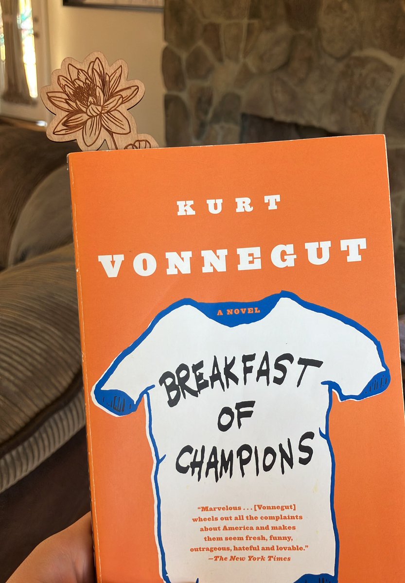 Current physical read 

#booktwt #classicread #kurtvonnegut