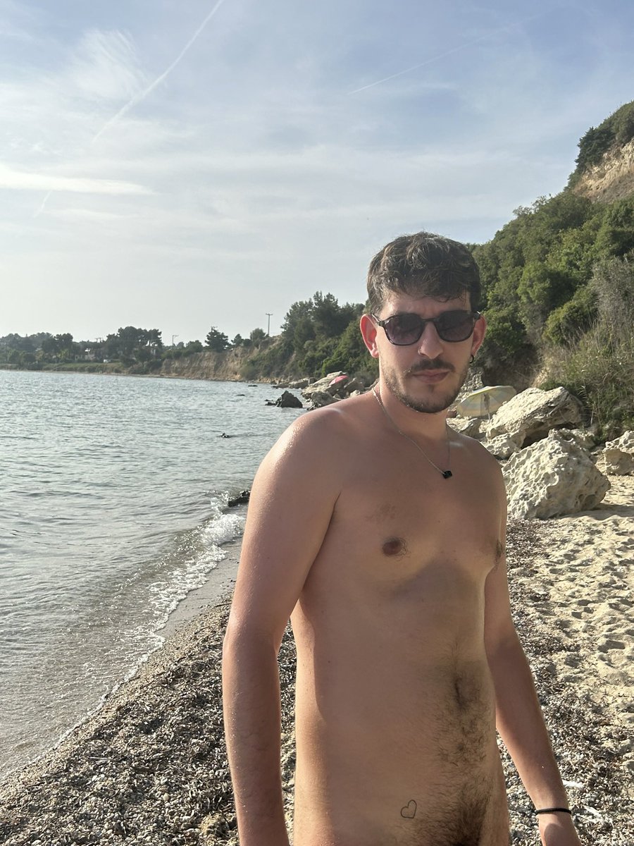 Thomas Vasvanis tweet media