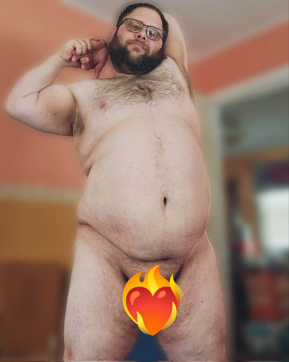 winterholdbear's tweet photo. Snowy day but I know how to keep warm 😘 #gaychubby #gay #gaybear #gaychub #gaycub #gayboy #gaybears #gaybeard #bear #chubby #gayguy #chubbygay  #chubbybear #chub #gaymen #gayselfie #gaydude #chubbyfatguys https://t.co/8W1Ws63kLC