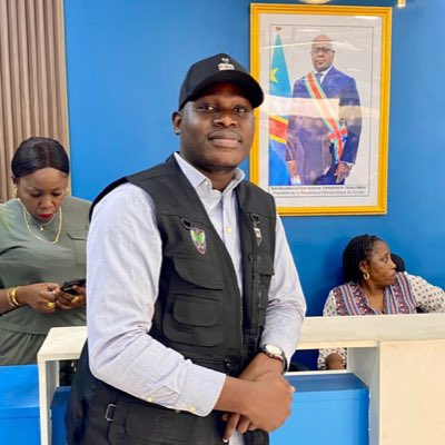 ExauceZeka's tweet photo. #NouvellePhotoDeProfil https://t.co/db4jCkk5vC