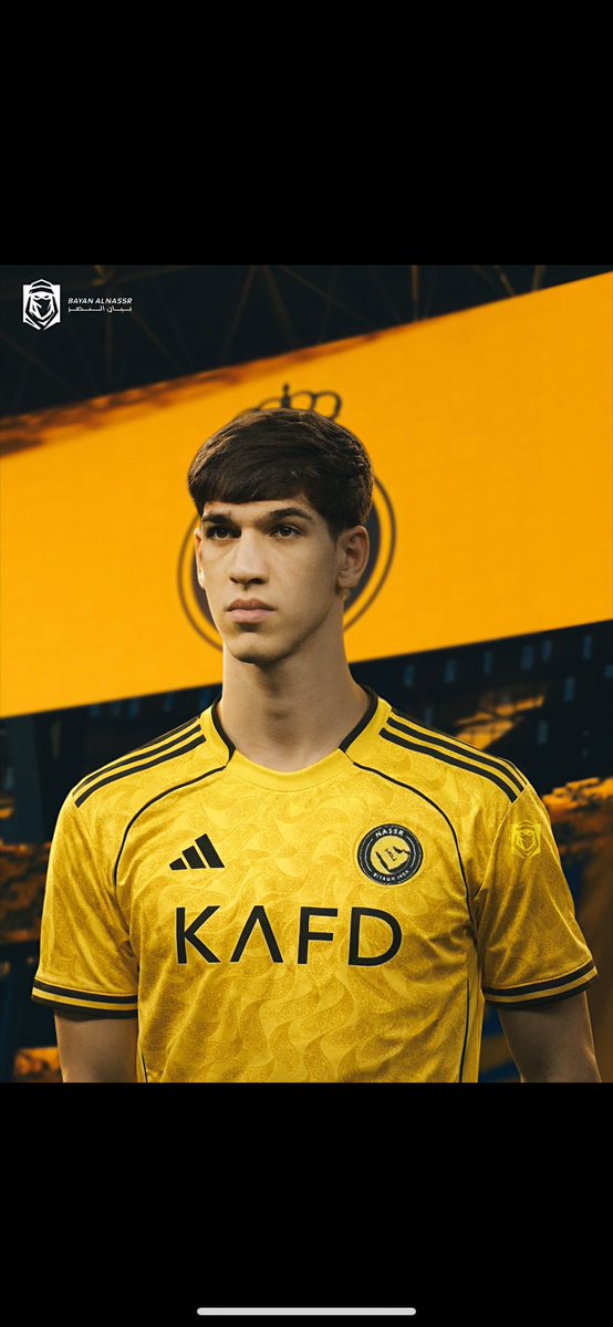 AlJalaal's tweet image. حيدر عبدالكريم صفقة مواليد مقبولة 
ولكن بشرط التعاقد مع لاعبي كبير في محور 6 يشيل الفريق 
حيدر موهبة عراقية وعربية مميزه كلاعب مواليد 
المهم ان تضع ادارة #النصر  ثقلهم في لاعب كبير في المحور