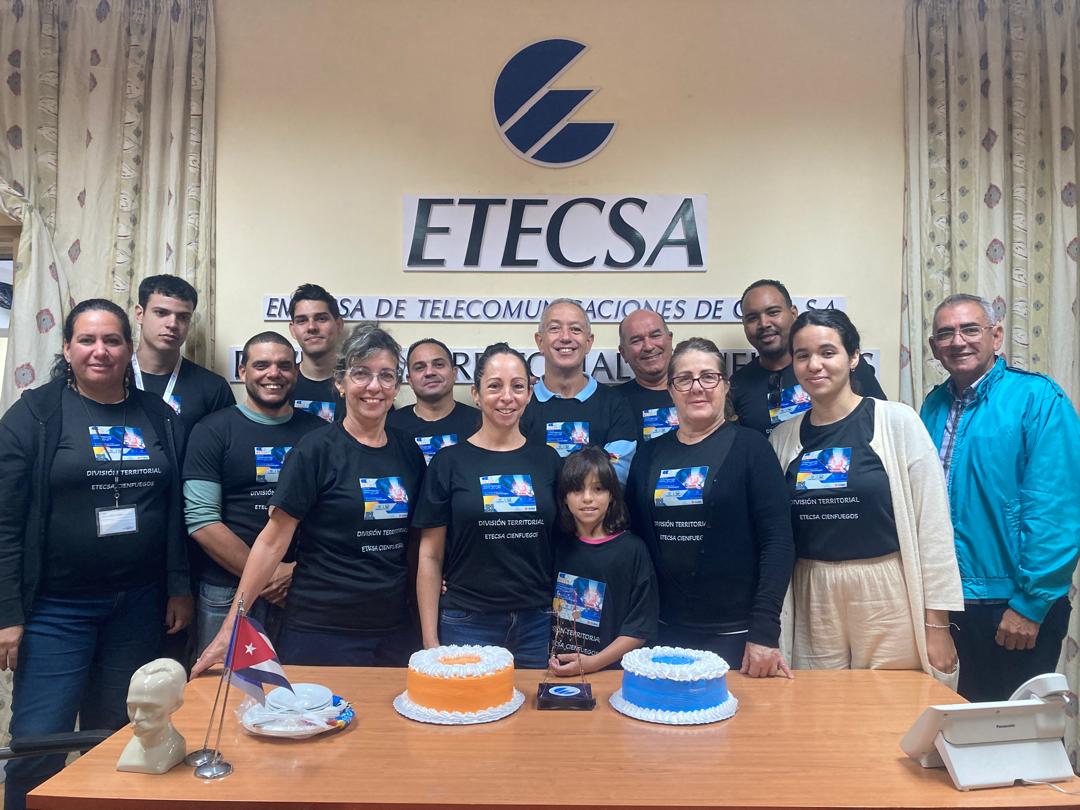 La #JornadaPorLaCienciaCubana de <a href="/EtecsaCfgos/">Comunicador ETECSA Cienfuegos</a> desarrolló su clausura con invitados de lujo de <a href="/CienfuegosCitma/">Citma Cienfuegos</a> y <a href="/morales5803/">Pablo Morales Concepción</a>.  Se presentaron los resultados alcanzados en el 2025 y proyecciones para el 2026.
<a href="/MINCOMCuba/">Ministerio de Comunicaciones Cuba</a> 
<a href="/Mel68865890/">Melissa Saltiel</a> 
<a href="/m/">Mika</a>
