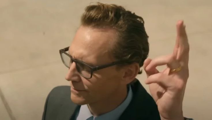 gardensinrain's tweet photo. You might think Tom Hiddleston is my favorite actor only because of Marvel, but the truth is he’s one of the few actors who never plays the same character twice while also always putting 100% of himself in every single one of his roles. This man’s range is underappreciated. https://t.co/W9UKUYzwhN