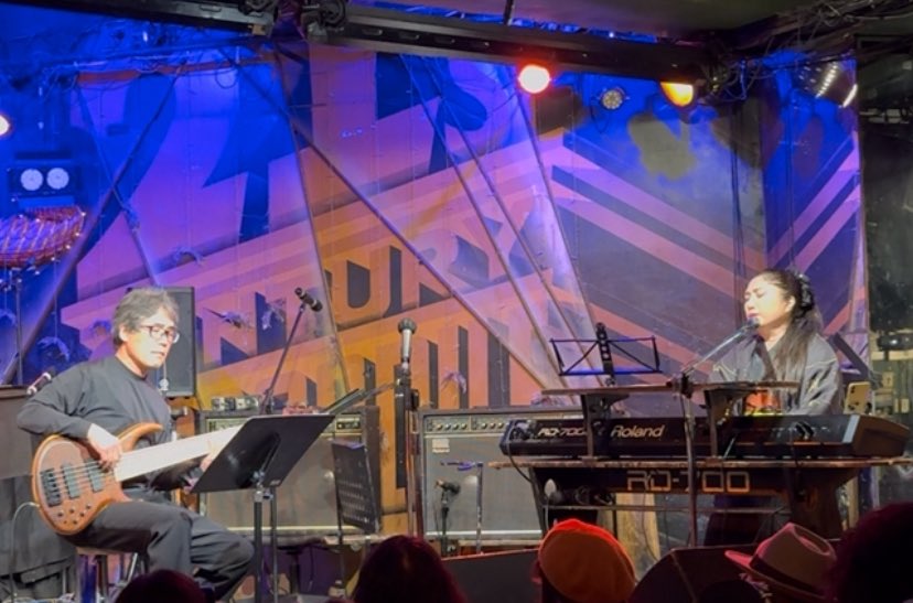 Ukulele Aid &amp; Hot Club Land 3
にランターナで出演でした😊✨
ありがとうございました！！

本日は、お着物で演歌4選🎹
ピアノ弾き語りで演歌やるってあまりいないでしょ？😅
#ランターナ
#原宿クロコダイル