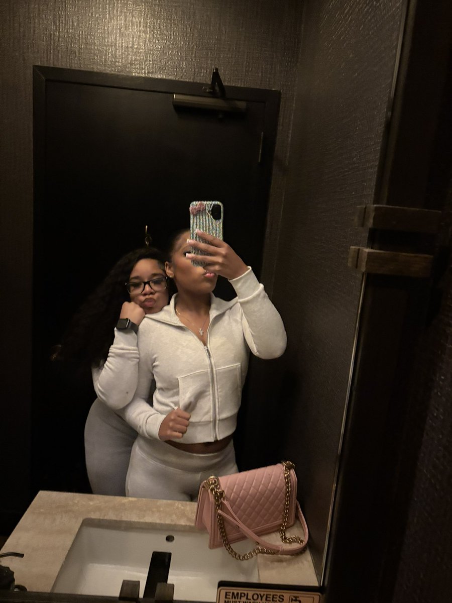 jayceedae's tweet image. I literally love this girl 🤍