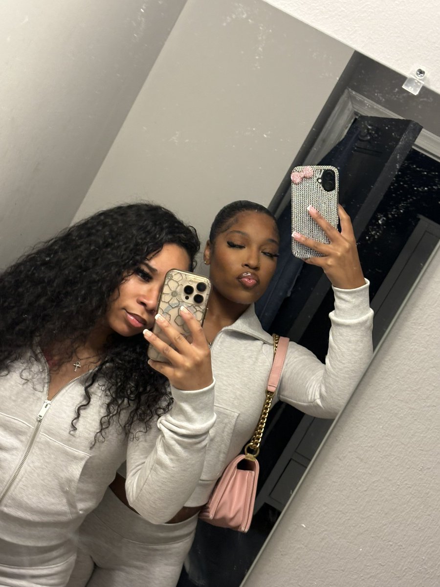 jayceedae's tweet image. I literally love this girl 🤍