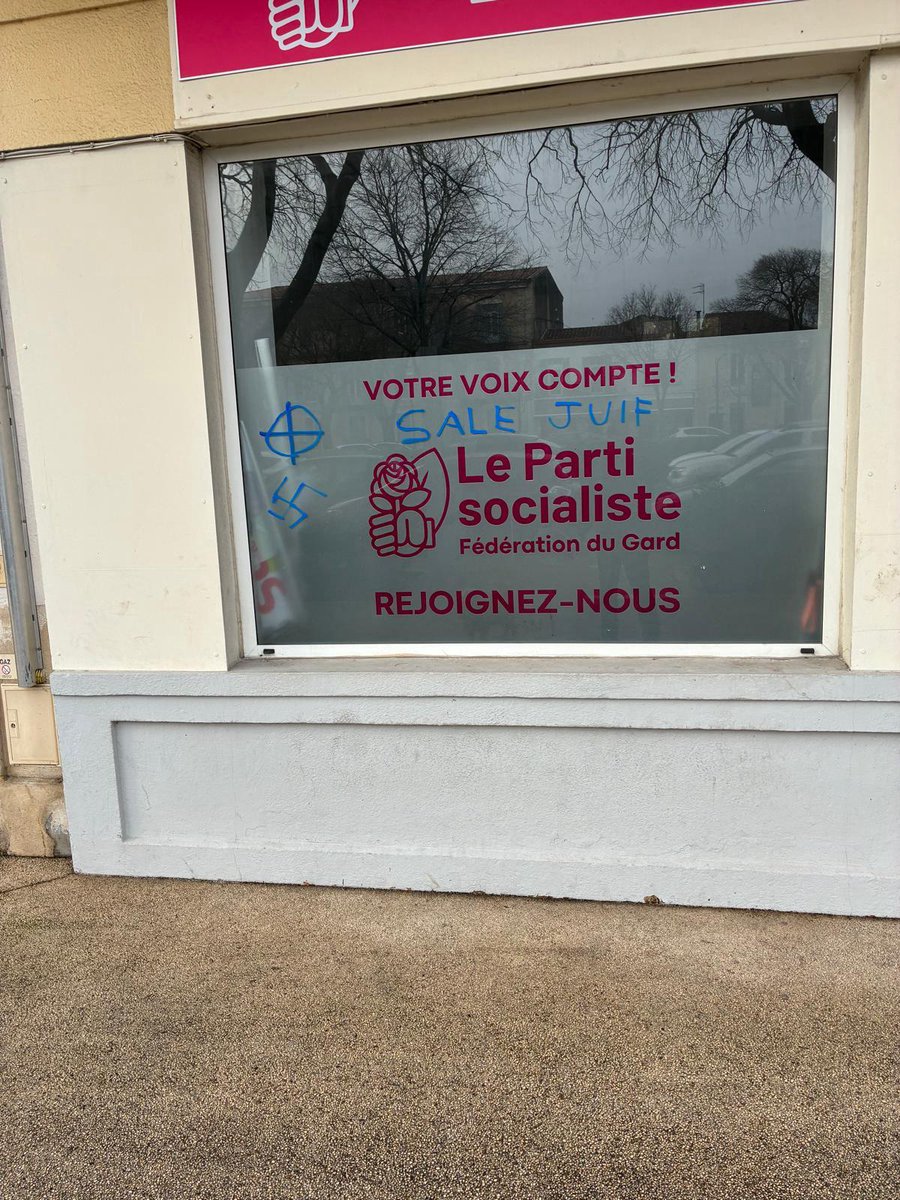 Comment peut-on en arriver là ?

La haine n'aura jamais sa place en France. Soutien à la Fédération du Gard et à <a href="/ChloeRidel/">Chloé Ridel</a> qui ont été victimes de ces atrocités.