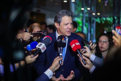 Eixo Político tweet media