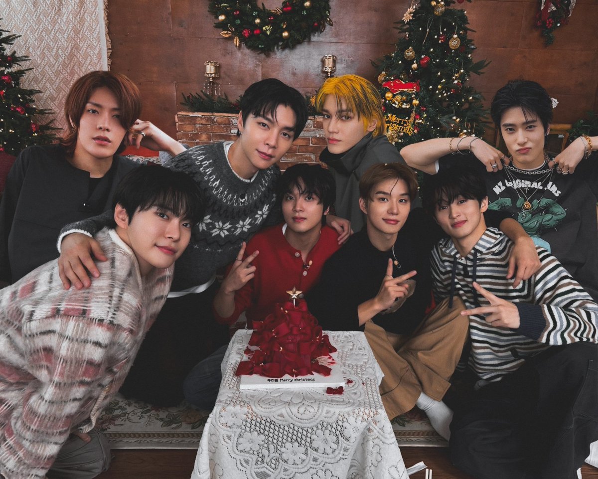 yunoojnk's tweet image. NEED ot8 pictures SO BADLY that everytime we got ot5 or ot6 pics i always need to add the missing members 😭😔

BRING BACK MY FAMILY NOWWWWWWW