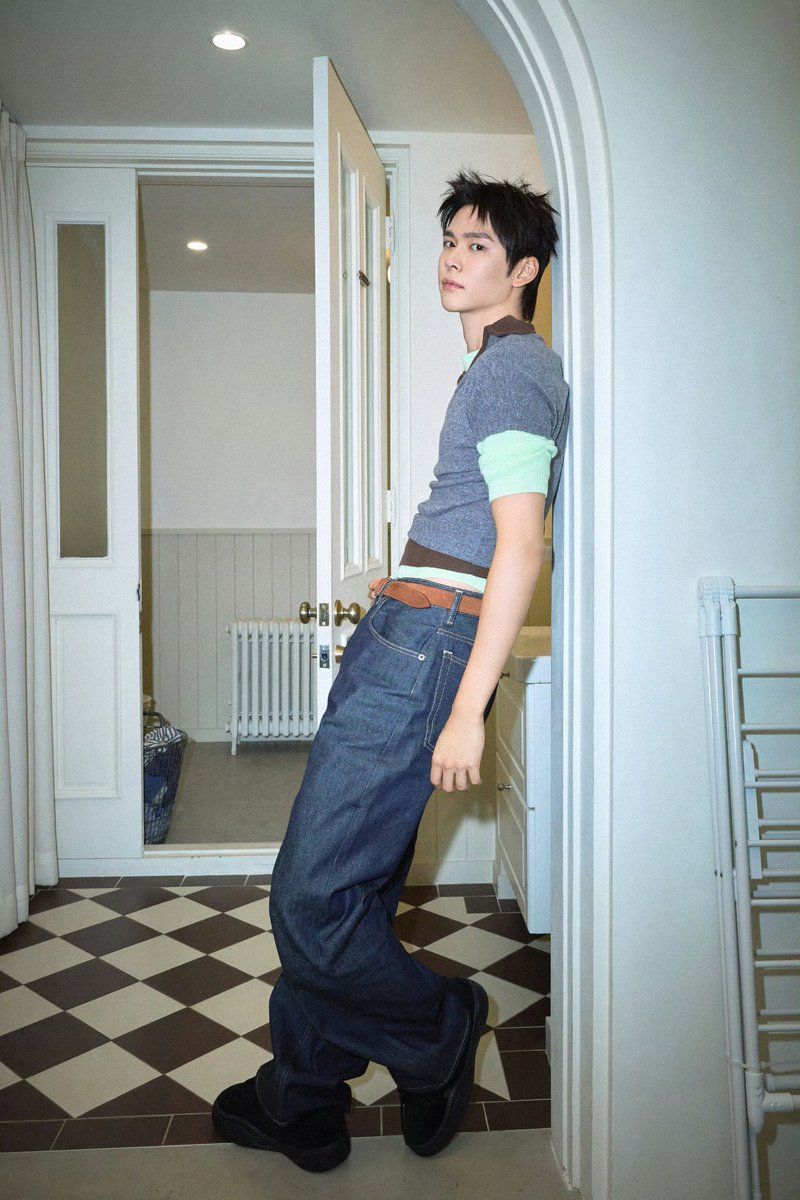 mengseoki's tweet photo. this is my favorite eunseok comeback look if anyone cares https://t.co/PW8w4He512