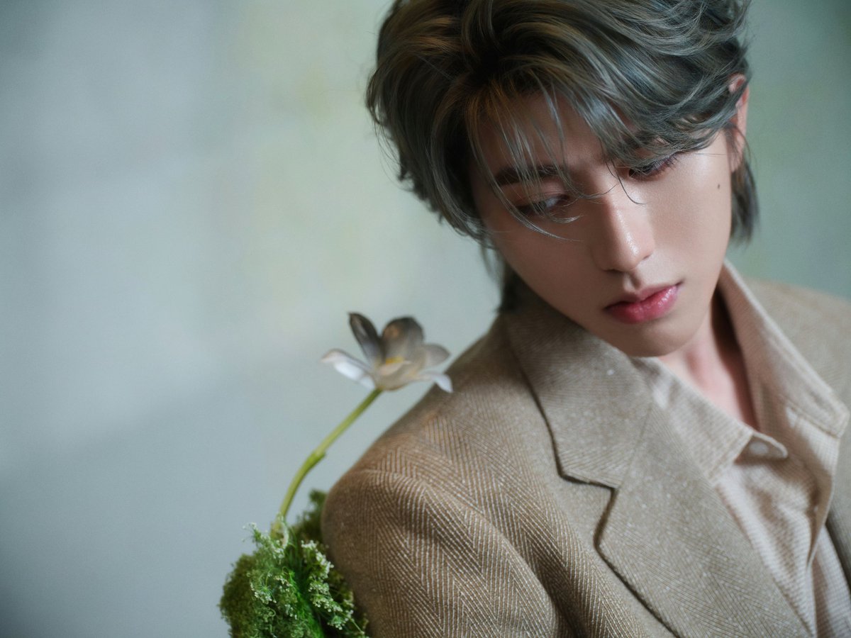 Picrik_m's tweet photo. I listen to the songs you write for a lifetime.

#KUN #caixukun #蔡徐坤
@kun_officialx https://t.co/va0JEq2xcV