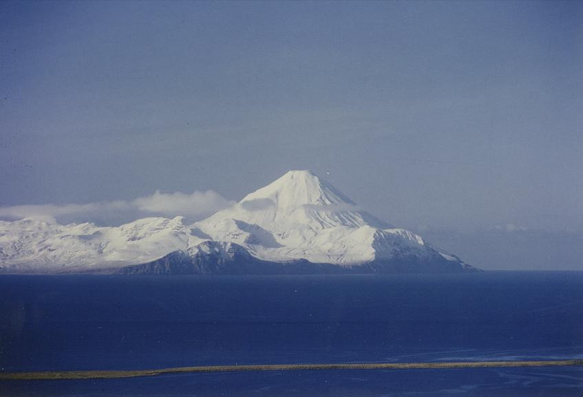 kinpatsukenshi's tweet image. Found an old geocities website full of photos taken by a marine security force stationed on the remote Aleutian island of Adak in the 80s.