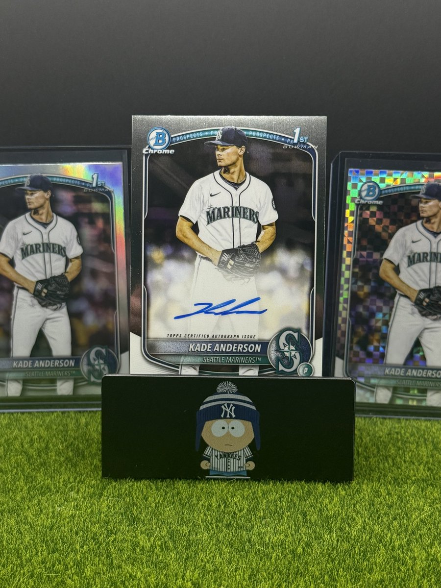 bowman draft for sale/trade, prices shipped

seth hernandez refractor auto /499 $455 obo

dax kilby base chrome auto + refractor and base 1sts $225 (3 cards total) 

kade base chrome auto + refractor and x fractor $275 (3 cards total) 

rts and tags appreciated as always🫡