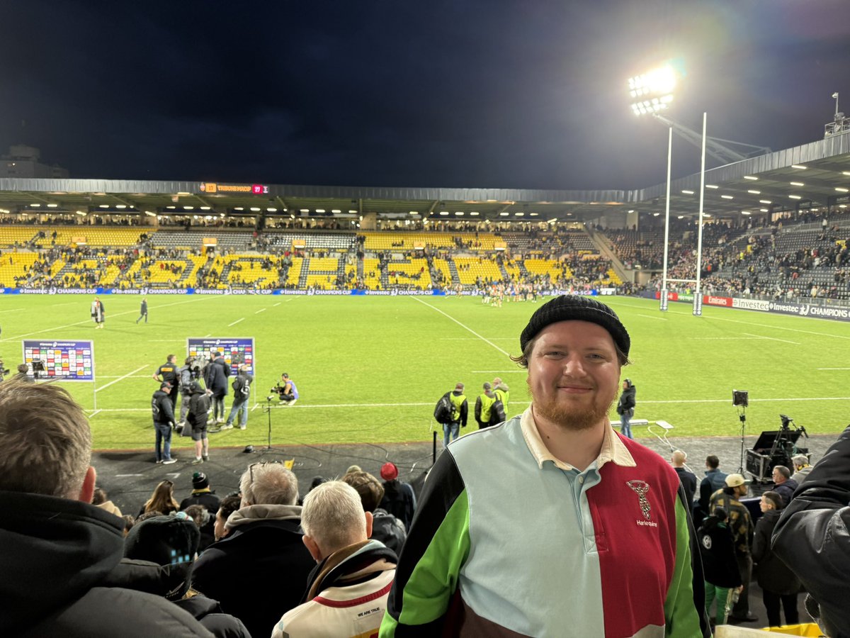 JamesRees8's tweet image. sorry for cheating on you @ospreys 

hell of a weekend, bucket list stuff

had worse work trips