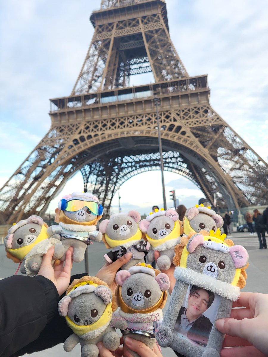 gemfourthcloset's tweet image. All complete ! 🇨🇵🤍

FOURTH X LV JOURNEY
#LVMenFW26 #LouisVuitton 
#Fourthnattawat #โฟร์ทณัฐวรรธน์