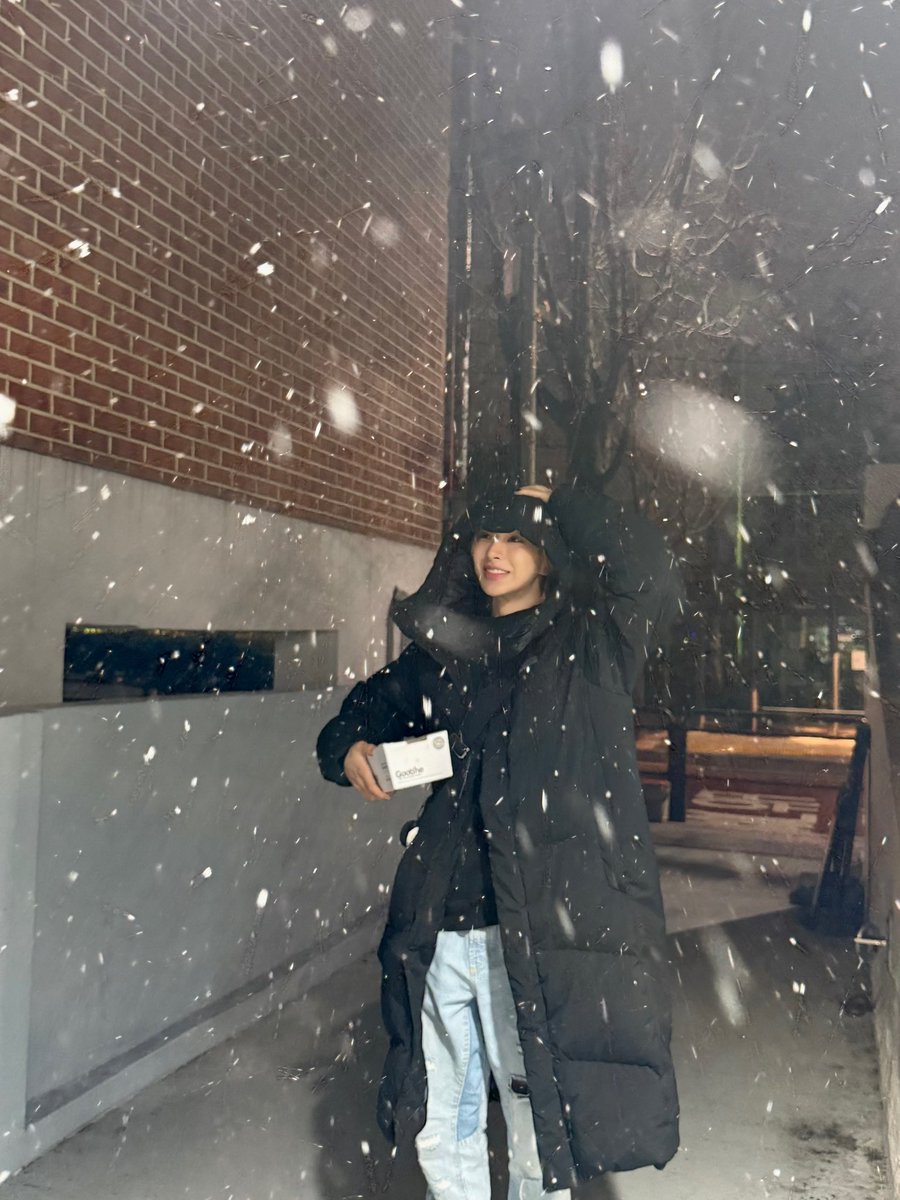 nexzizz's tweet image. 아ㅠㅠㅠ 사진 차이 

&amp;lt;&amp;lt;&amp;lt;여넥한테 보내준거(큣띠.예쁘귄)
                                                비하인드&amp;gt;&amp;gt;