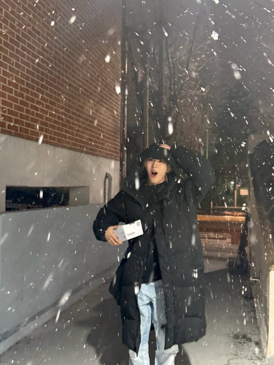 nexzizz's tweet image. 아ㅠㅠㅠ 사진 차이 

&amp;lt;&amp;lt;&amp;lt;여넥한테 보내준거(큣띠.예쁘귄)
                                                비하인드&amp;gt;&amp;gt;