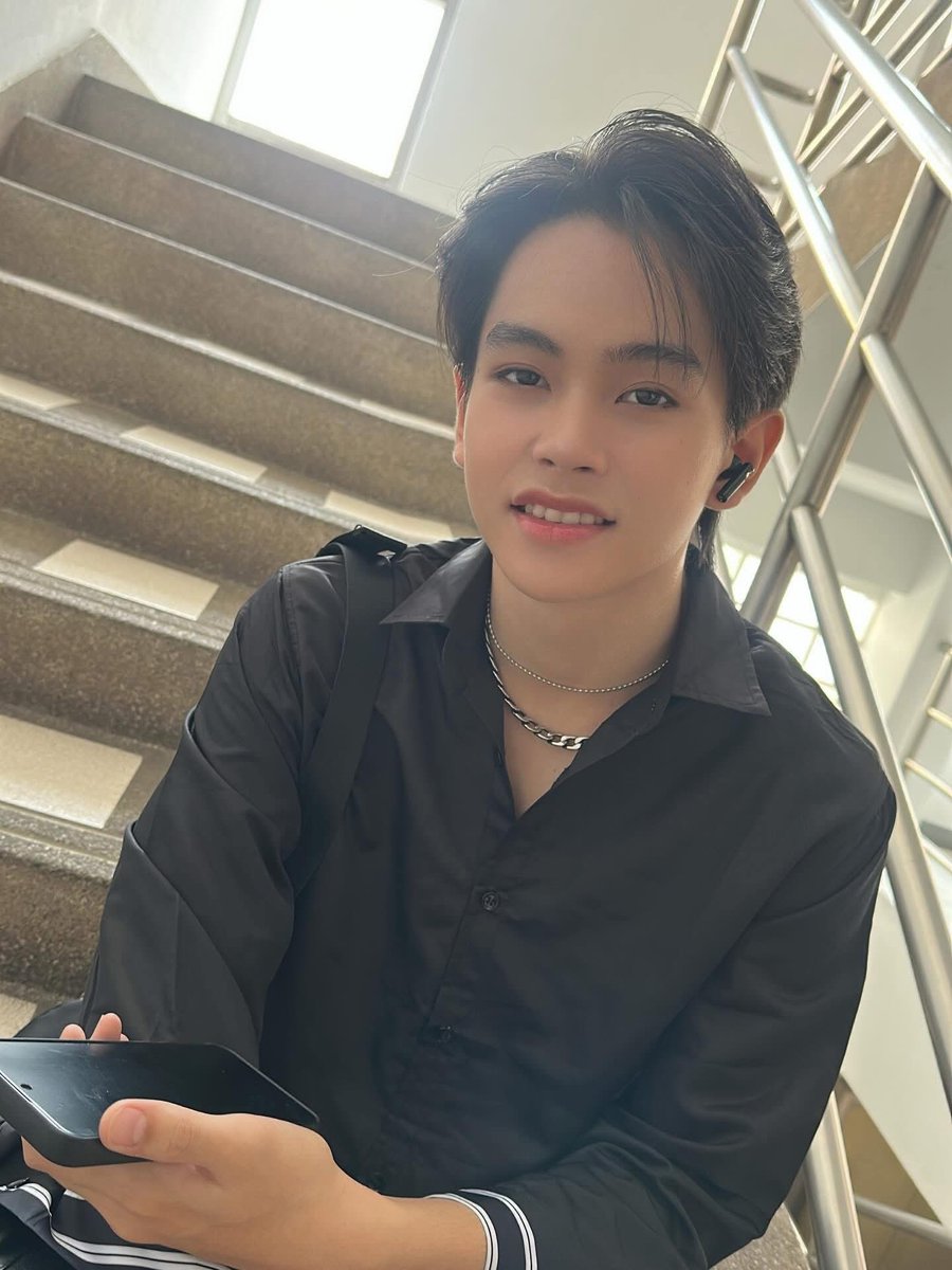 PeePichet's tweet photo. ชายชุดดำ🔥 https://t.co/CMnZFOELJO