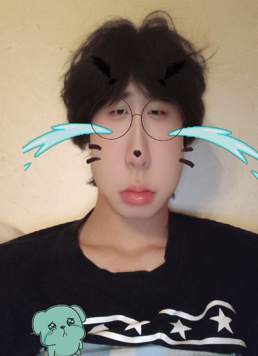 注意看 这个男人刚刚发现自己没拿到小国标zz